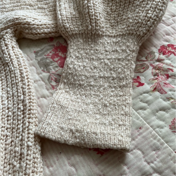 Universal Thread Textured Button-up Cardigan - Picture 5 of 5